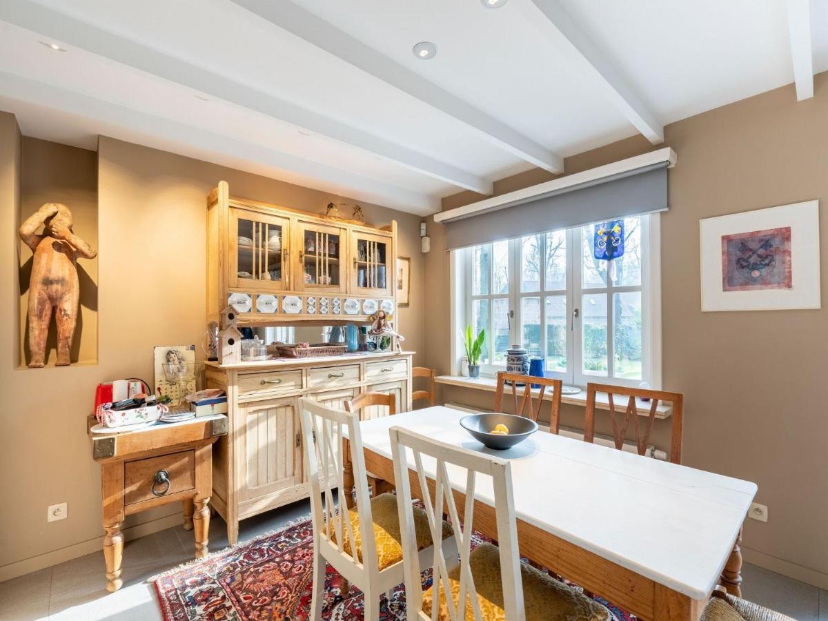 Apartment In Kruibeke At Wissekerke Castle 외부 사진